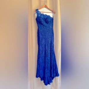 Mori Lee Formal Lace Beaded Gown Size 10